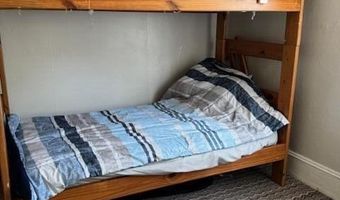 89 Larkin St, Bangor, ME 04401