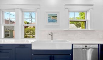 58 Bliss Rd, Newport, RI 02840
