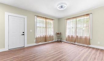 587 Robert Henry St, Macon, GA 31206
