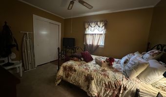 4257 Washington St, Ayden, NC 28513