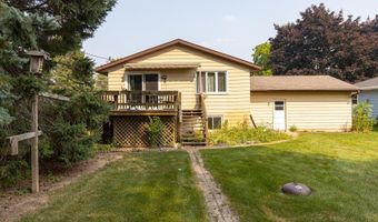 3323 N MORRISON St, Appleton, WI 54911