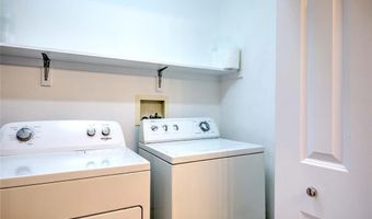 29 Lake Ave, Barrington, RI 02806