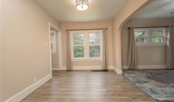 1007 Douglas St, Alexandria, MN 56308