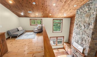 900 South Rd, East Greenwich, RI 02818