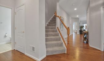 44357 OAKMONT MANOR Sq, Ashburn, VA 20147