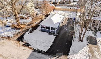 126 Narrows Rd, Bristol, RI 02809