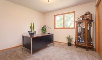 1316 Armstrong Rd NW, Alexandria, MN 56308