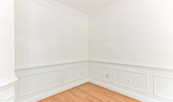 315 S HENRY St S, Alexandria, VA 22314