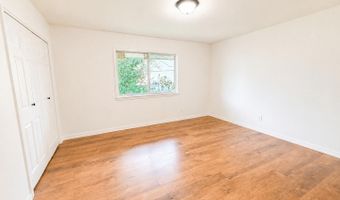 2421 Regency Dr, Biloxi, MS 39532