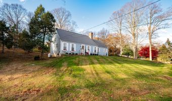 109 Old Post Rd, Clinton, CT 06413