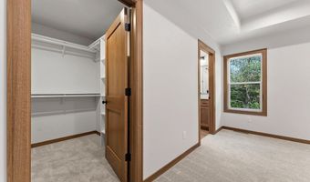 413 CARRIE LYNN Ave, Algoma, WI 54201