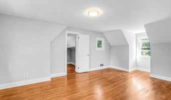 8230 GREGORY Dr, Alexandria, VA 22309