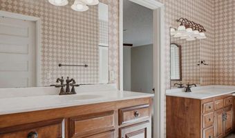 315 E College Ave, Ashburn, GA 31714