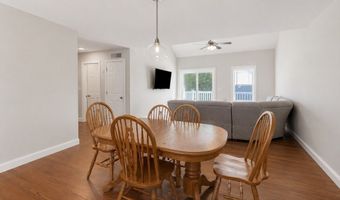 15 Curtis Cir 15, Avon, MA 02322