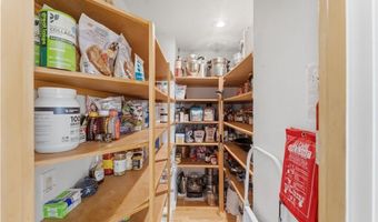 38 Gondola Ave, Jamestown, RI 02835