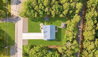 555 Egenolf Pl, Bayville, NJ 08721