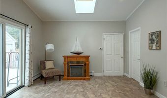 2812 Ogden Pl, Utica, NY 13501