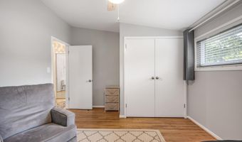 2207 PINNEBERG Ave, Rockville, MD 20851