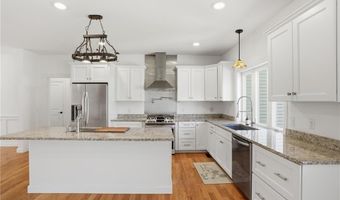 1291 Central Ave, Johnston, RI 02919
