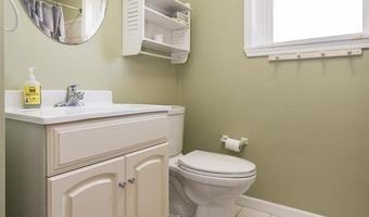 820 SHARPLESS Rd, Hockessin, DE 19707
