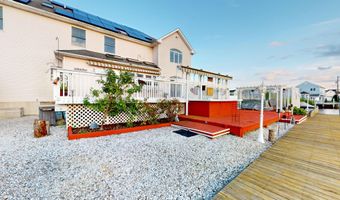 11 Drake Dr, Bayville, NJ 08721