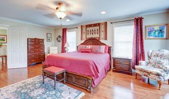 84 Andriana Ln, Albany, NY 12204