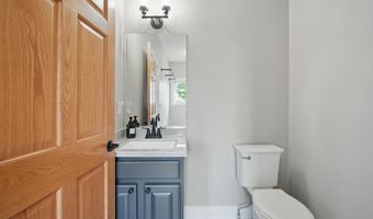 309 11th St NW, Altoona, IA 50009