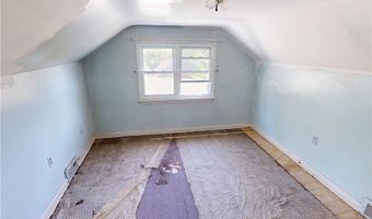 140 Evergreen Dr, Aliquippa, PA 15001