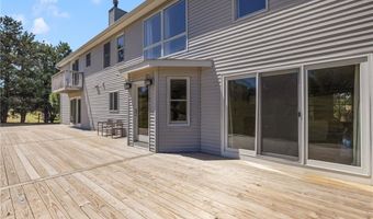 18 JH Dwyer Dr, Middletown, RI 02842