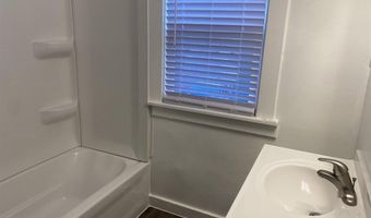 109 S 4th St, Mankato, MN 56001
