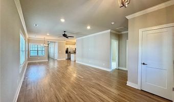 900 NE Heights Ln, Bentonville, AR 72712