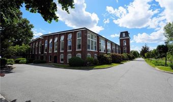 40 Web Ave 217, North Kingstown, RI 02852