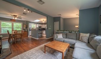 37 Evergreen Rd, Alloway, NJ 07461