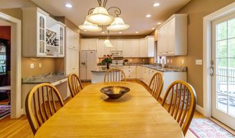 19 Cider Mill Rd, Burlington, CT 06013