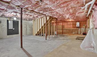126 Rogers Rd, Barnstead, NH 03225