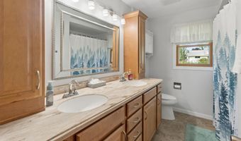 620 W SUNSET Ave, Appleton, WI 54911