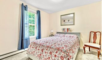 348 Deerfield Rd, Allenstown, NH 03275