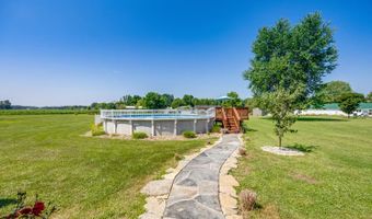 11462 Four Seasons Dr, Batesville, IN 47006