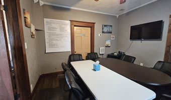 308 W Church St, Aurora, MO 65605