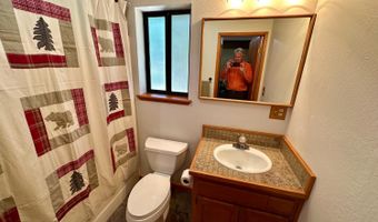 2893 Zuni Dr, Arnold, CA 95223