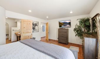 75 N 200 E St, Alton, UT 84710