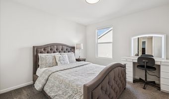 900 Treeline Dr, Algonquin, IL 60102