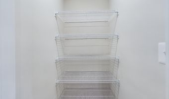 43801 MIDDLEWAY Ter, Ashburn, VA 20147