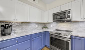 40 WINDINGBROOK Dr, Atco, NJ 08004