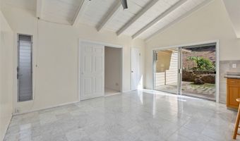 1069 Lunalilo Home Rd, Honolulu, HI 96825