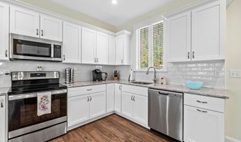 82 Patriot Way, Arundel, ME 04046