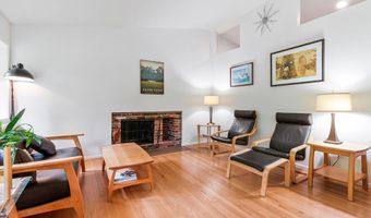 8004 PARK OVERLOOK Dr, Bethesda, MD 20817