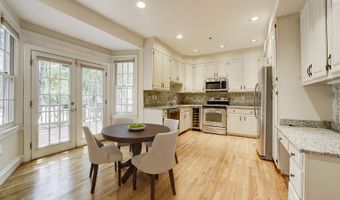 5453 WHITLEY PARK Ter TH-4, Bethesda, MD 20814
