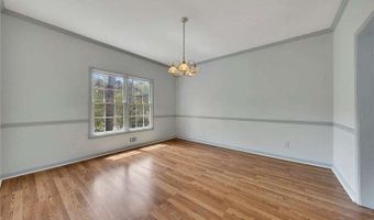 6321 Woodlore Dr NW, Acworth, GA 30101