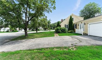 10 Mark Dr, Cranston, RI 02920